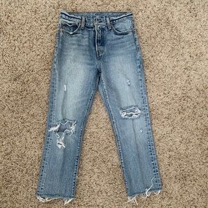 PETITE LEVI’S JEANS